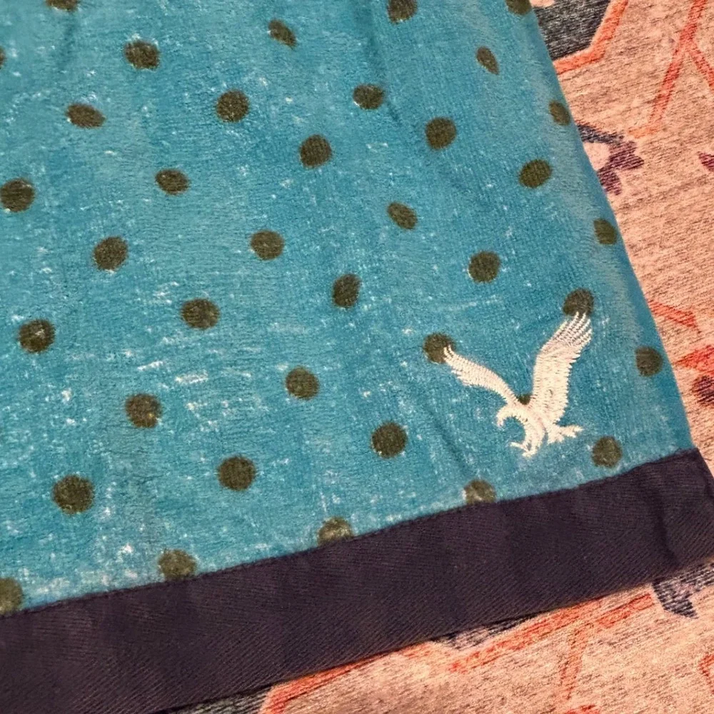 American Eagle‎ Vintage Beach Towel blue polka dot. See pics.
